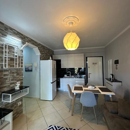 Sunset Apartments Lungomare Avlonya Dış mekan fotoğraf
