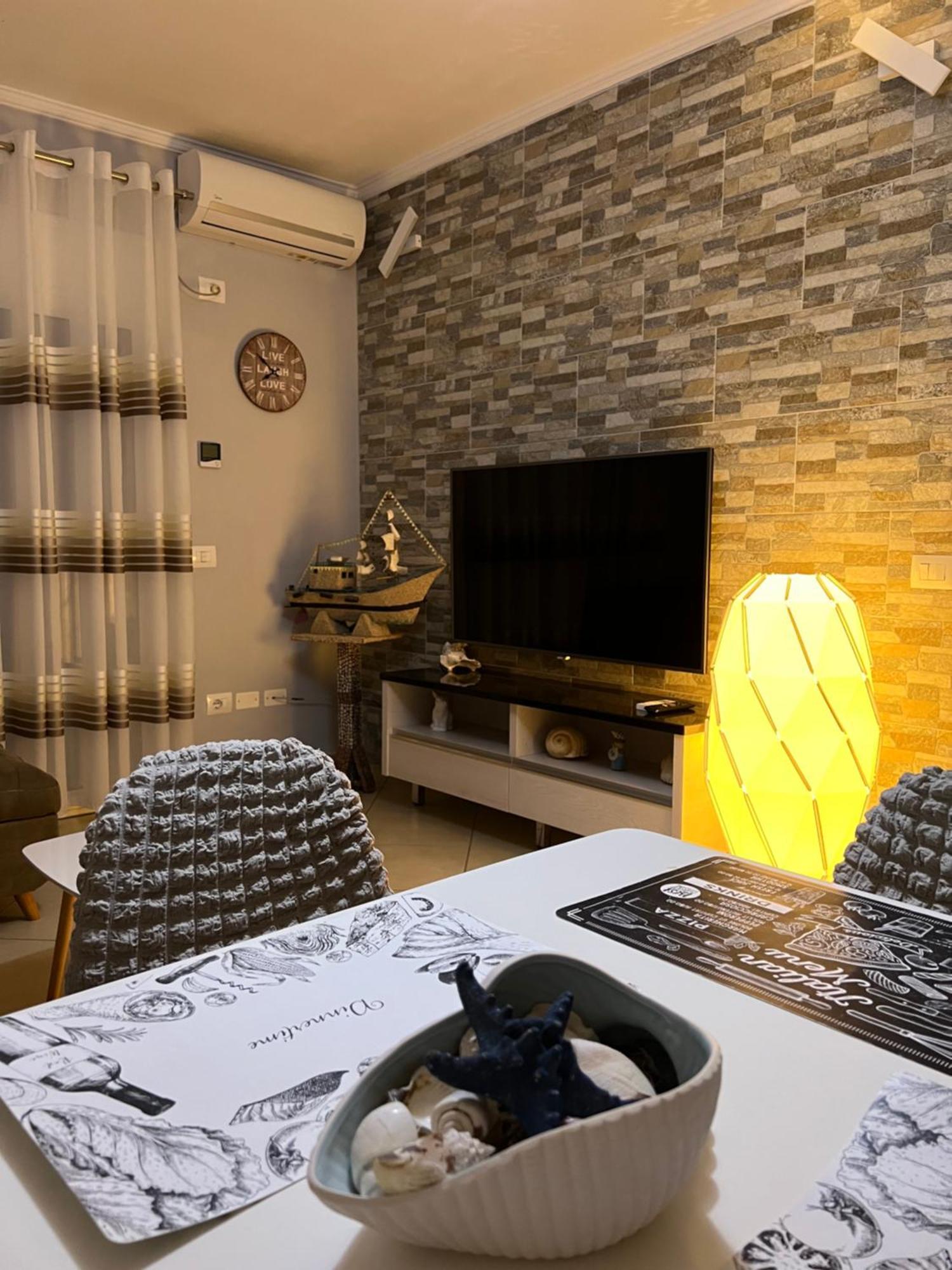 Sunset Apartments Lungomare Avlonya Dış mekan fotoğraf