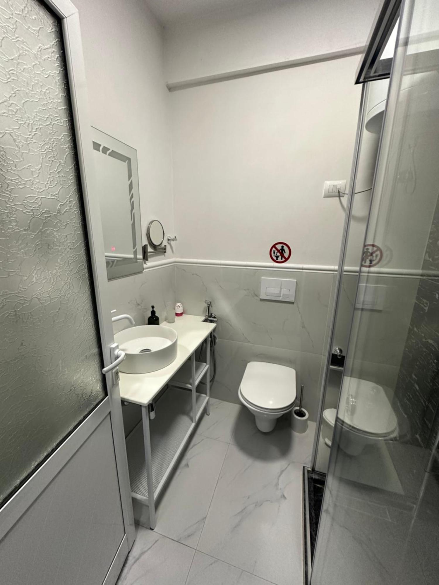 Sunset Apartments Lungomare Avlonya Dış mekan fotoğraf
